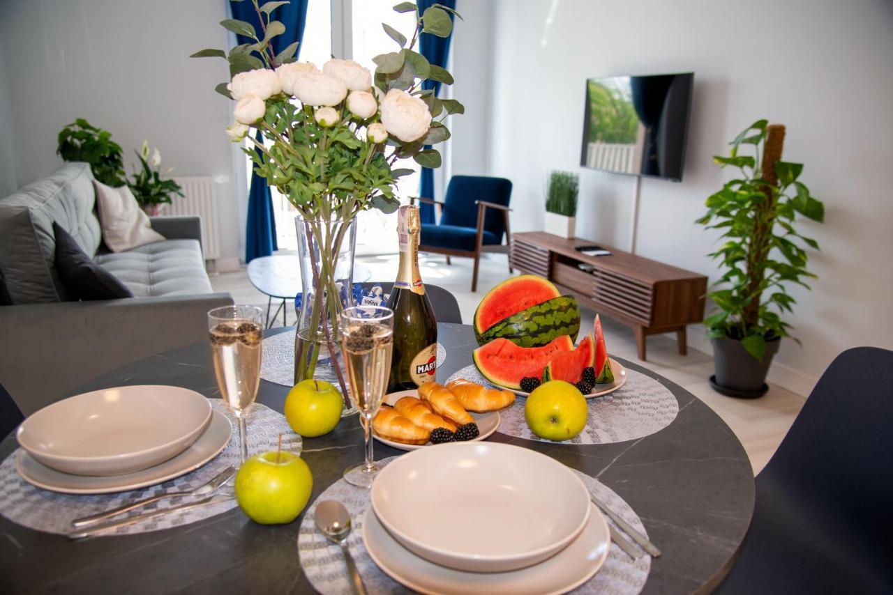Maya'S Flats & Resorts 52 - Aura 40 Gdańsk Exteriör bild